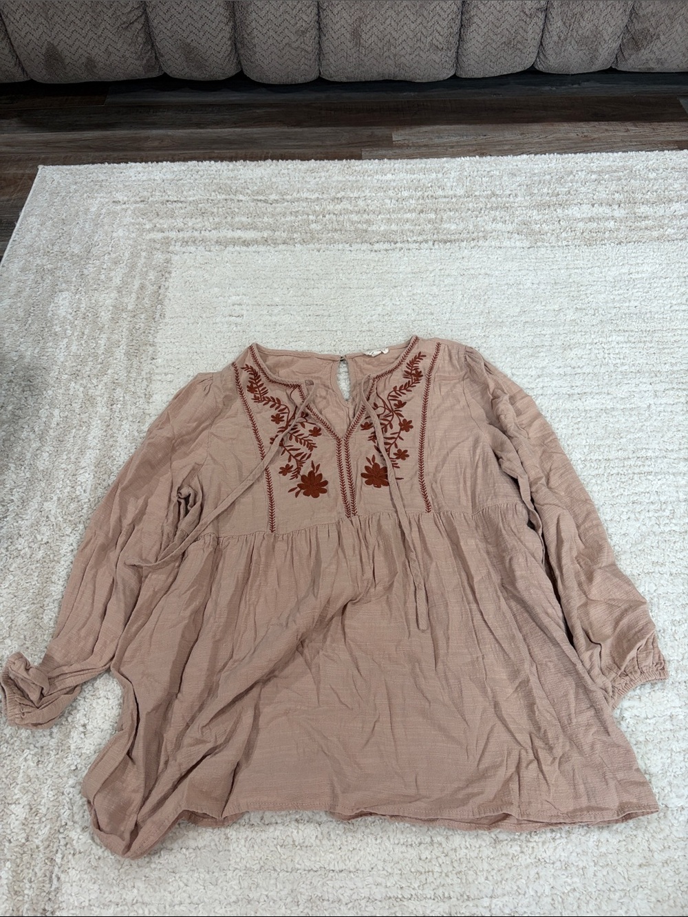 Hem & Thread Dusty Rose Embroidered Peasant Tunic